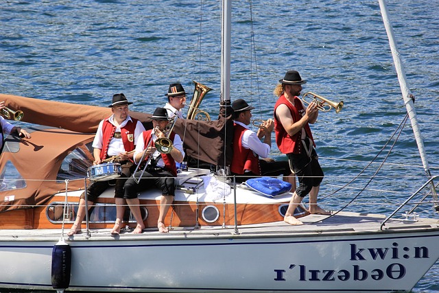 激烈碰面 激烈碰面